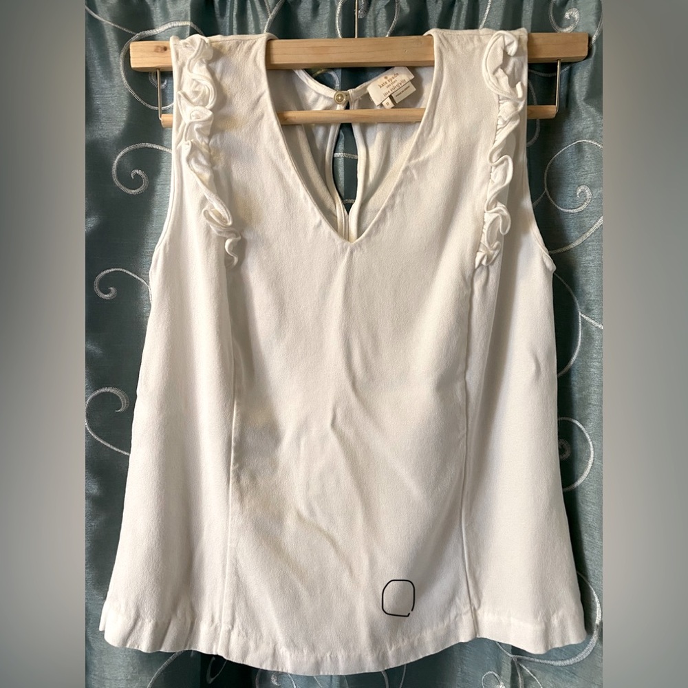 kate spade sleeveless white V neck blouse size 8